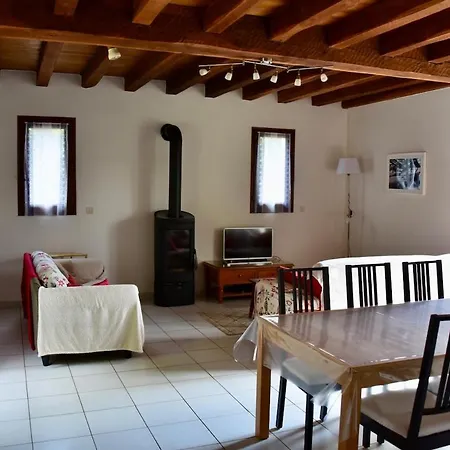 Maison De Charme A La Campagne Dégagnac