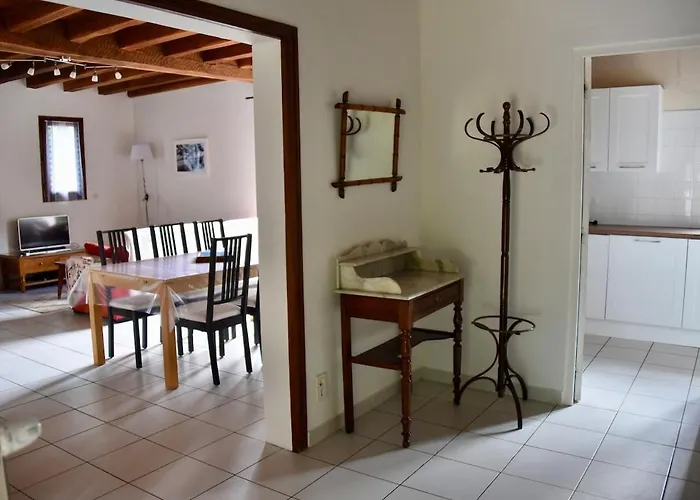 Hébergement de vacances Maison De Charme à La Campagne Dégagnac